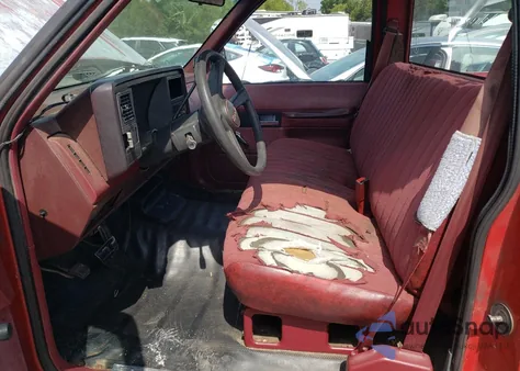 1990 GMC Sierra C1500 из США, поврежденный, VIN 2GTEC14Z1L1558024